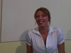 Alix une mère au foyer très chaude et sexy