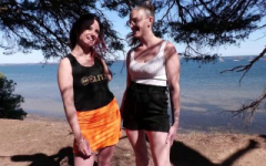 Arianna, la normande de 34 ans dans un plan à trois avec angelina, 29 ans !   (Jacquie et Michel)
