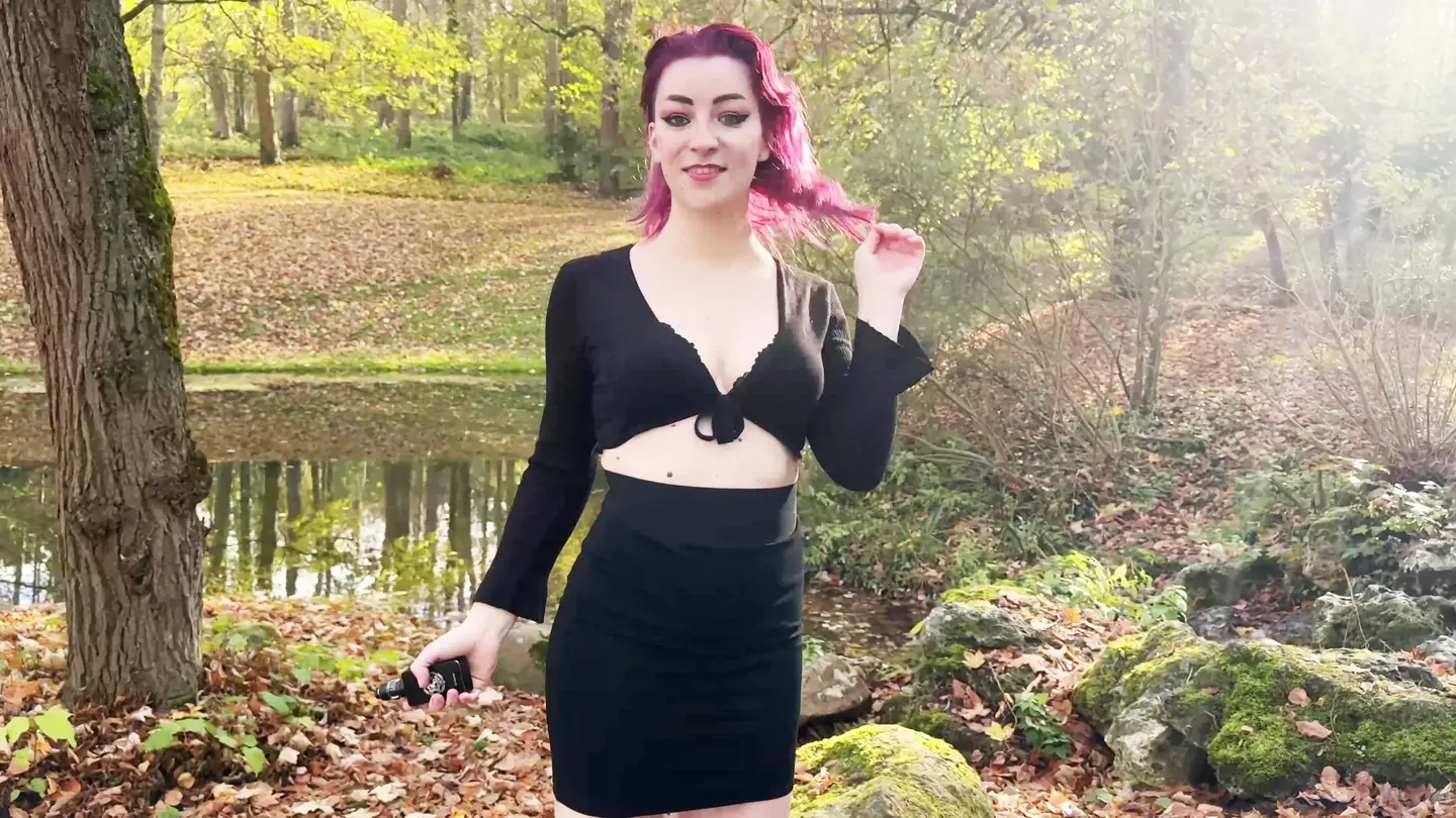 La voluptueuse Ruby Rossini déploie ses atouts pour une expérience ardente et libératrice devant la … (Jacquie et Michel)