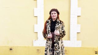 La sulfureuse Lady Divine se lance dans une aventure exhibitionniste avec la sublime Cataleya pour d… (Jacquie et Michel)