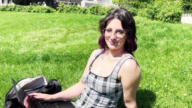 La pulpeuse Jolly, étudiante insatiable, te fait jouir devant la caméra dans une leçon interdite d&rsquo;a… (Jacquie et Michel)